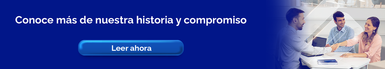 Banner de Seguros del Pichincha con mensaje “Conoce más de nuestra historia y compromiso” y botón de llamada a la acción leer ahora, con imagen de asesores atendiendo a clientes en oficina.
